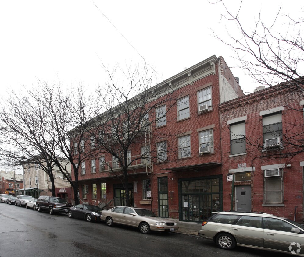 Building Photo - 167 N 9th St