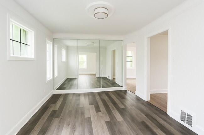 Foto del edificio - Hubbell Home