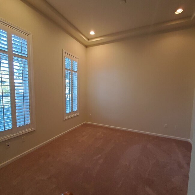 Foto del edificio - 4/3.5 Beautiful Townhome in Dublin Ranch w...