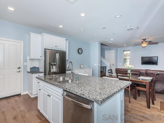 Building Photo - 1058 Sea Glass Wy