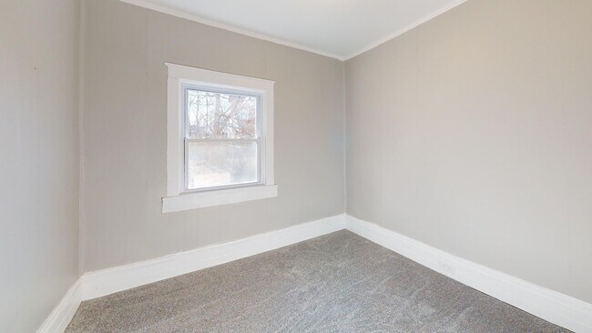 Foto del edificio - Clark / Fulton Area - Single Family Home - 2 Bedroom Apartment