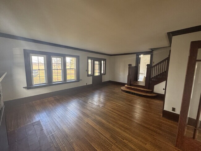 Foto del edificio - Endless Space Indoors & Out—Beautiful 3BR Home with Barn