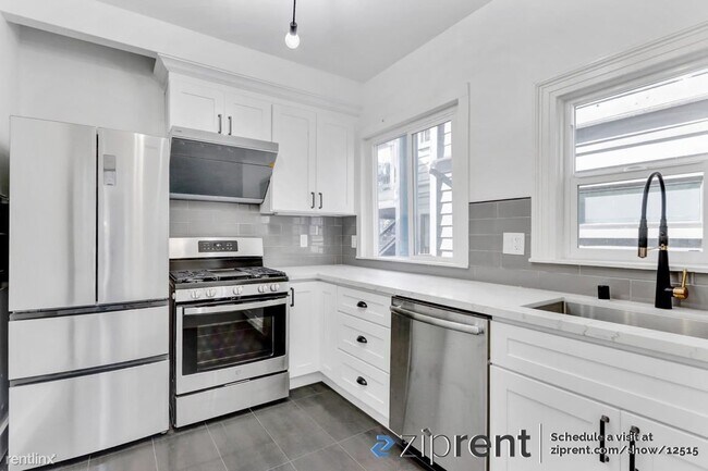 Foto del edificio - 2 br, 1 bath Triplex - 3827 West St, Oakla...