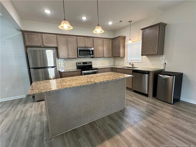 Foto del edificio - 158 Ledgebrook Ln