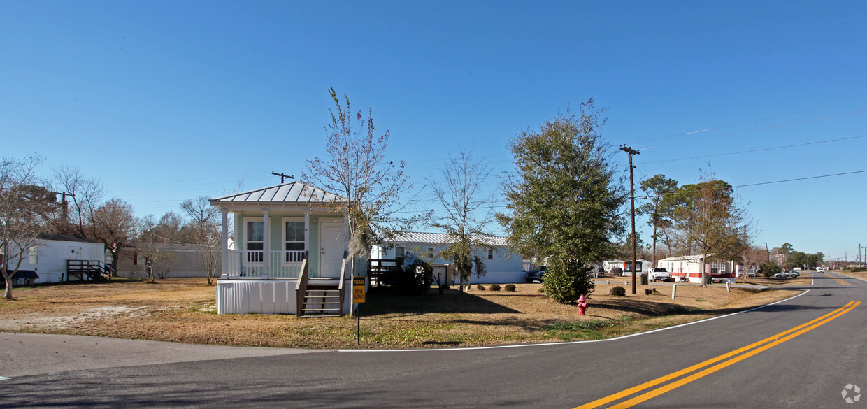 Foto del edificio - Isle of Pines Mobile Home Park