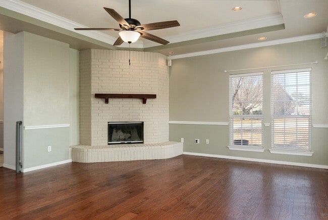 Building Photo - 115 Kenwick Ct