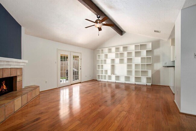 Building Photo - 5026 Spring Forest Dr