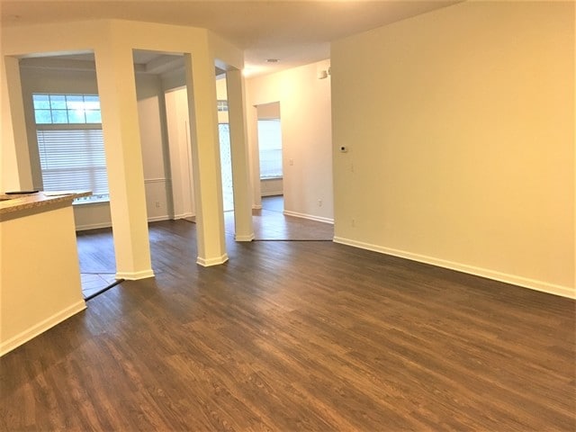 Foto del edificio - 4622 Glendas Meadow Dr