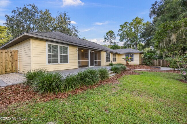 Foto del edificio - 6840 SW 80th Dr