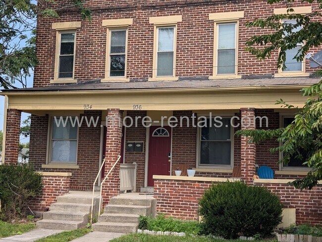 Foto del edificio - 934-940-940 E Fulton St