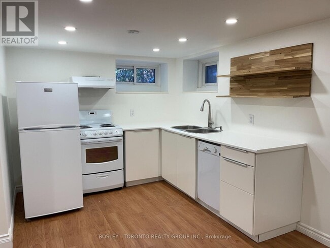 Photo du bâtiment - 216 Geoffrey St