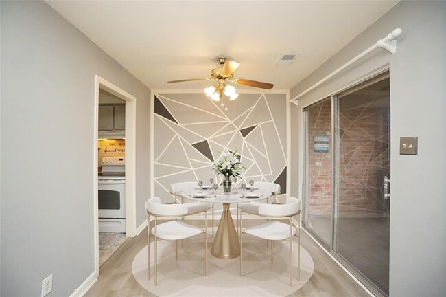 Foto del edificio - 2595 Marilee Ln