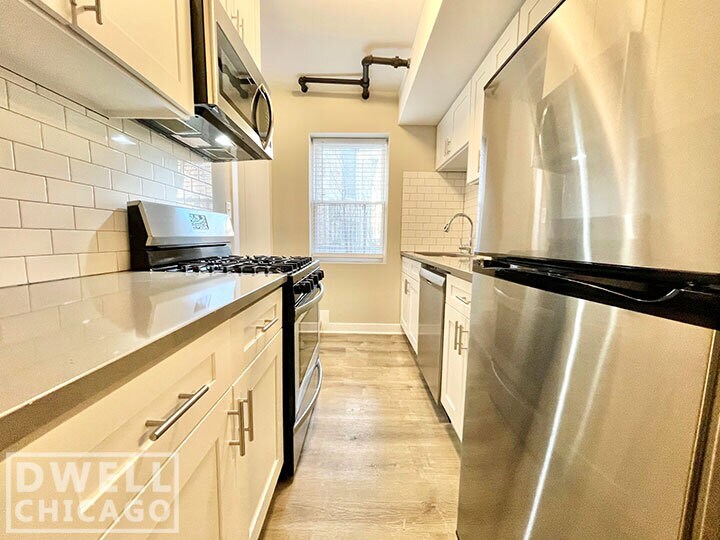 Primary Photo - 3426 N Elaine Pl
