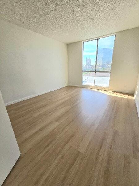 Foto del edificio - 3062 W. Fourth Street, Unit 308