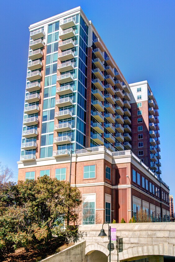 301 Virginia Street - 301 Virginia St