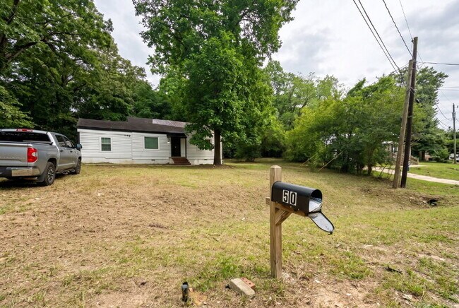 Foto del edificio - 50 Eddy Dr