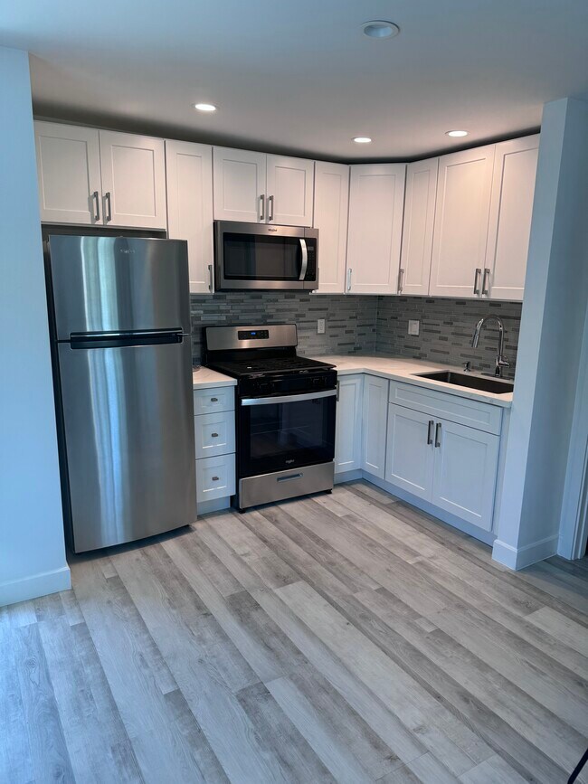 Foto del edificio - 10331 Newhome Ave