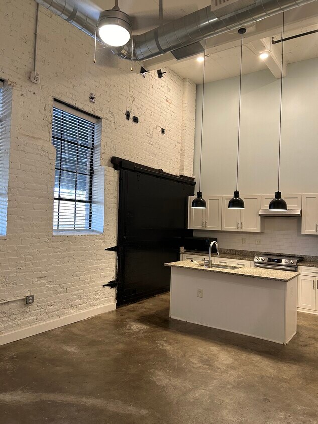 Foto principal - 408 Wellons St