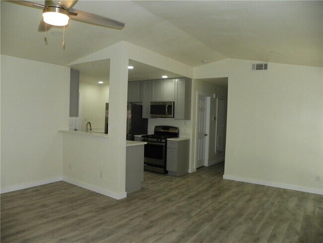 Foto del edificio - 1306 Colony Creek Dr