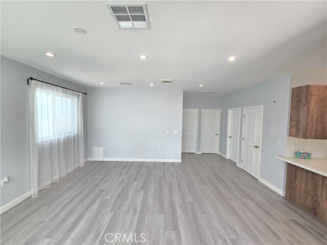 Foto del edificio - 13611 Lassalette St