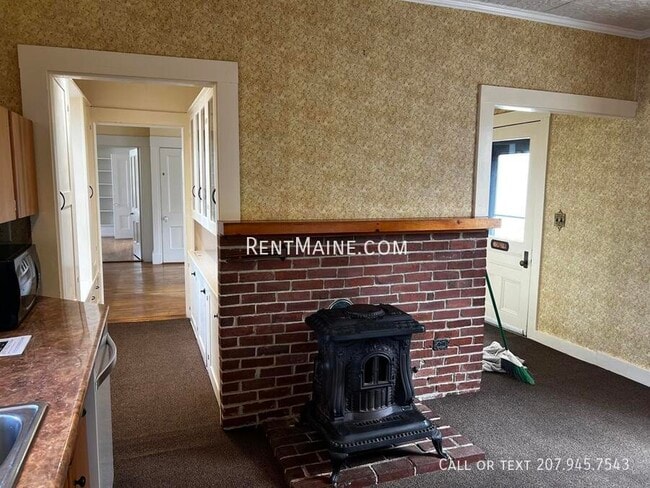 Foto del edificio - 92 Main Rd N