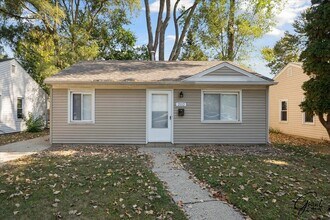 Building Photo - 2112 Bonner St