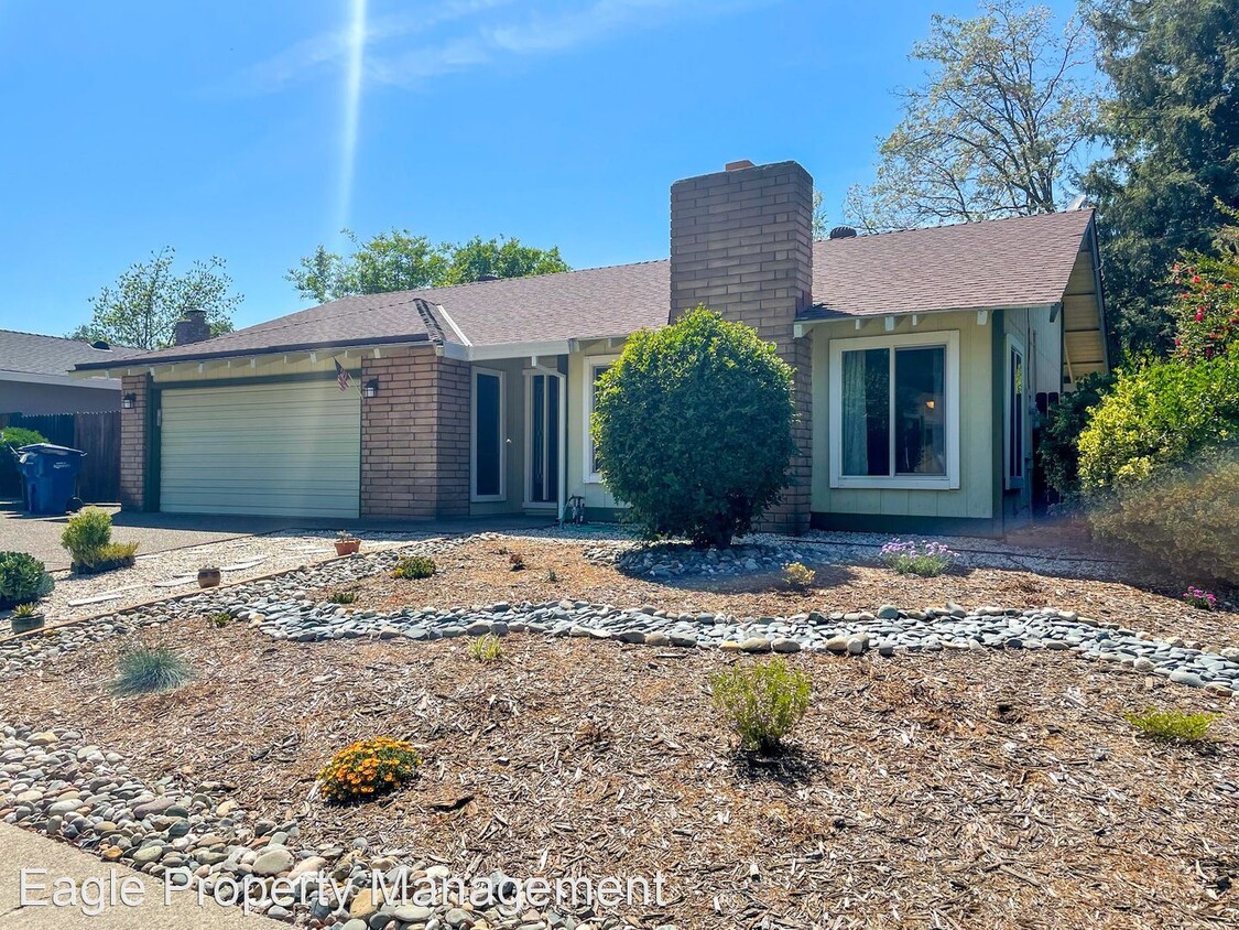 Primary Photo - 3 br, 2 bath House - 5317 Leavitt Way