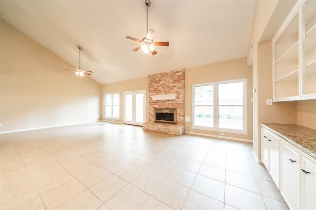 Building Photo - 11407 Briar Rose Dr