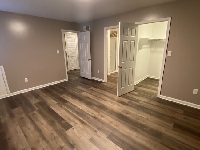 Master Bedroom - 131 Garman Dr