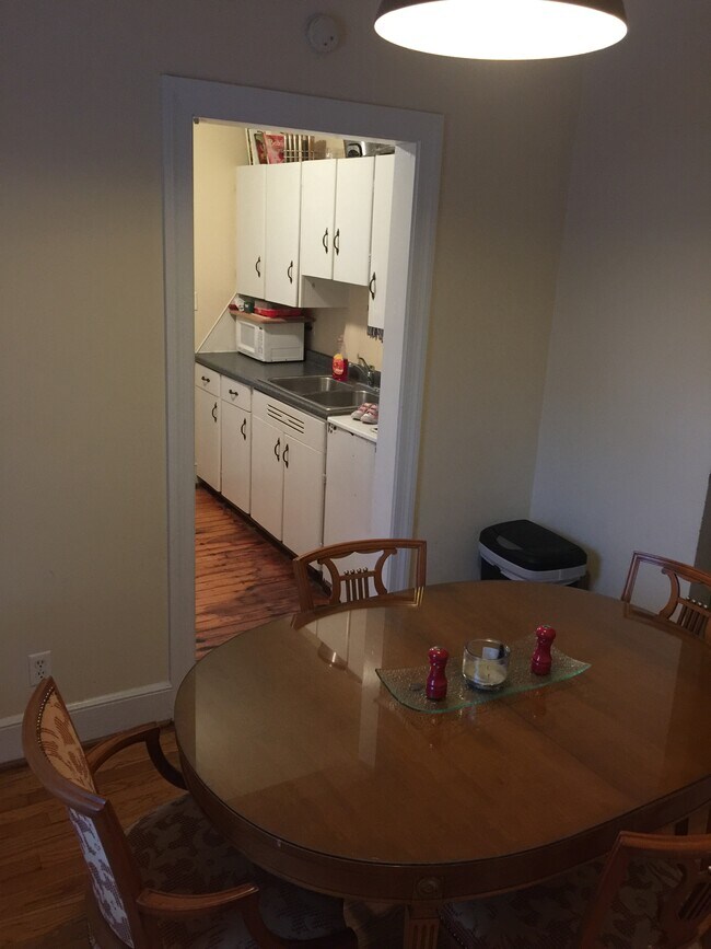 Foto del edificio - 3101 Peebles Dr