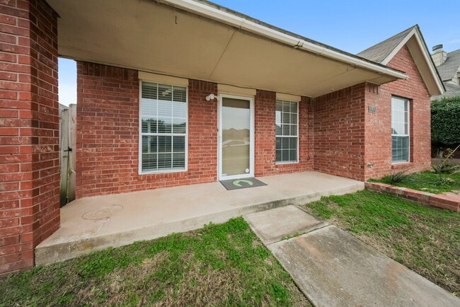 Foto del edificio - 1306 SW 22nd St