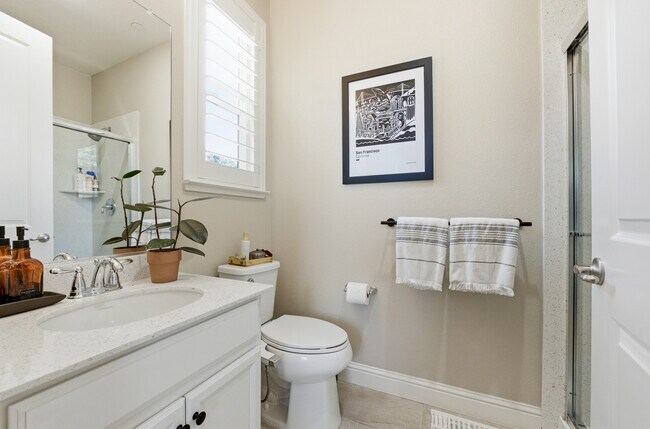 Foto del edificio - 3528 Ruby Pl