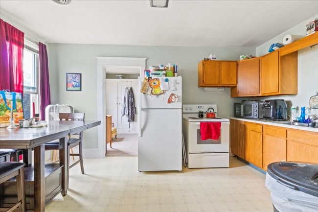 Building Photo - 364 Cleveland Ave