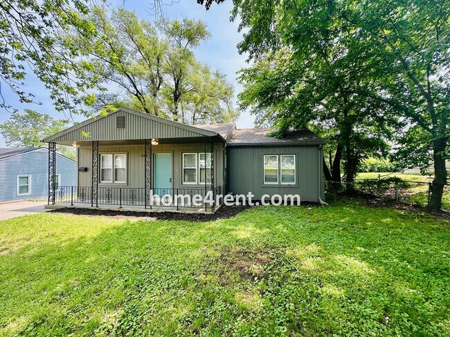 Foto del edificio - Cozy, Ranch Style Home w/ Stainless Steel ...