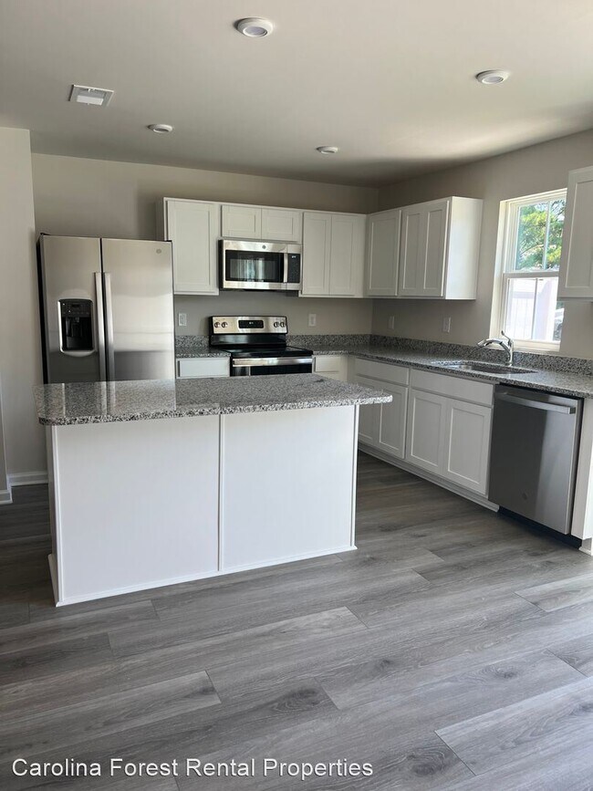 Building Photo - 3 br, 2.5 bath House - 305 Granada Street ...
