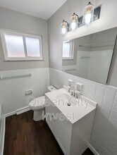 Building Photo - 110 Cromwell Pl