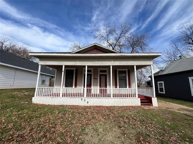 Building Photo - 609 W Monterey St