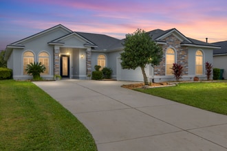 Building Photo - 6510 SW 50th Ct