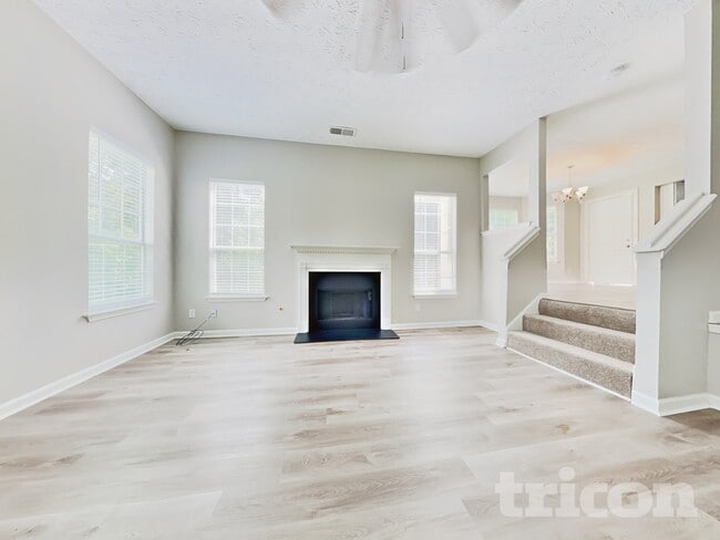 Foto del edificio - 1621 Smithson Dr