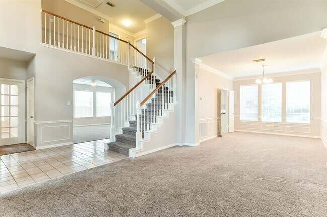 Foto del edificio - 7414 Broken Ridge Dr