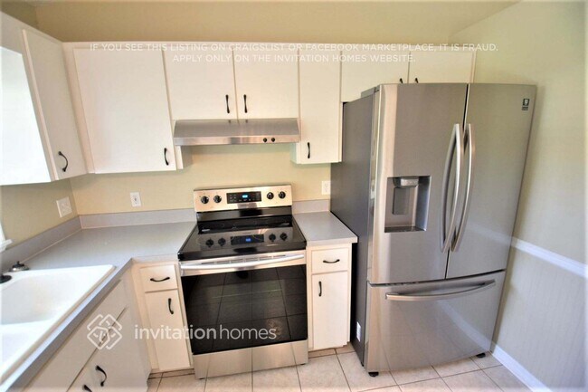 Foto del edificio - 12122 Meadow Ln