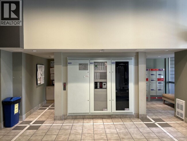 Building Photo - 3663 Crowley Dr