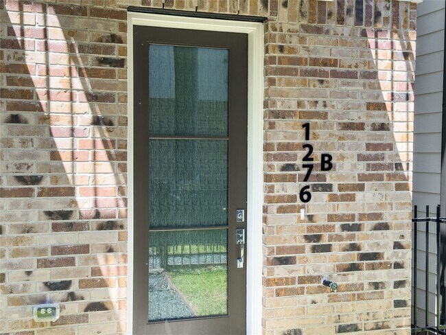 Foto del edificio - 1276 N Post Oak Rd