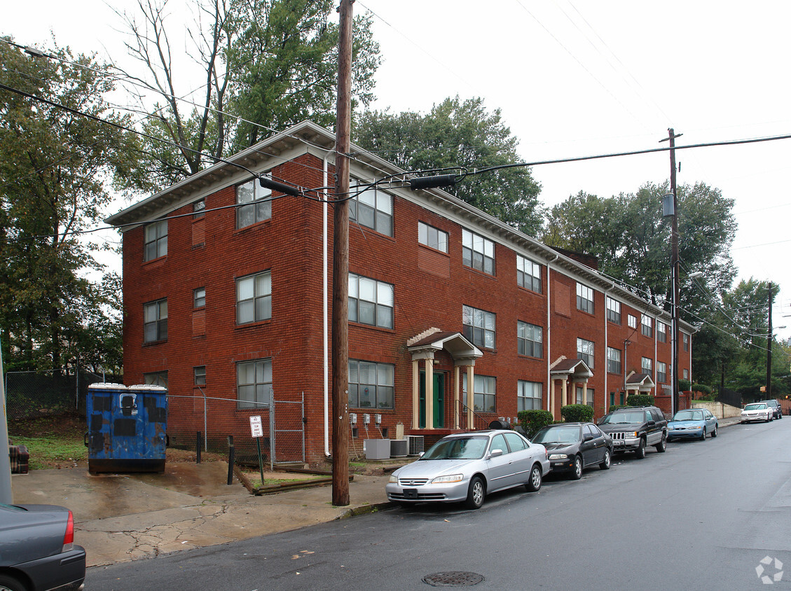 Primary Photo - 375 N Boulevard