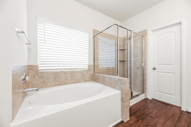 Building Photo - 6418 Shadowbrook Hollow Trail