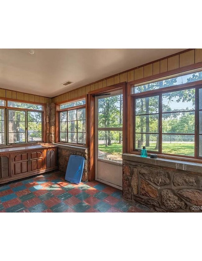 Building Photo - 26578 MO-5