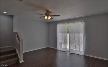 Building Photo - 3630 Pine Oak Cir