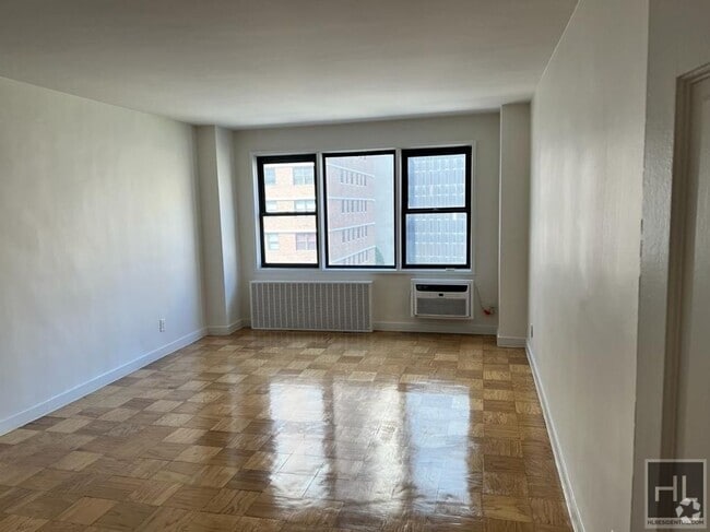 Building Photo - EAST 36 STREET