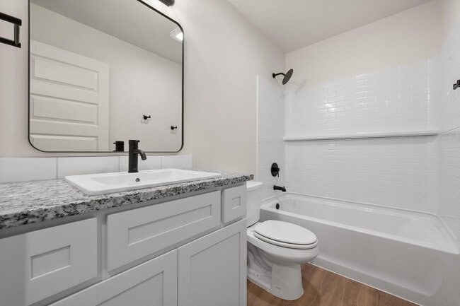 Foto del edificio - 2025 Cottonwood Ave