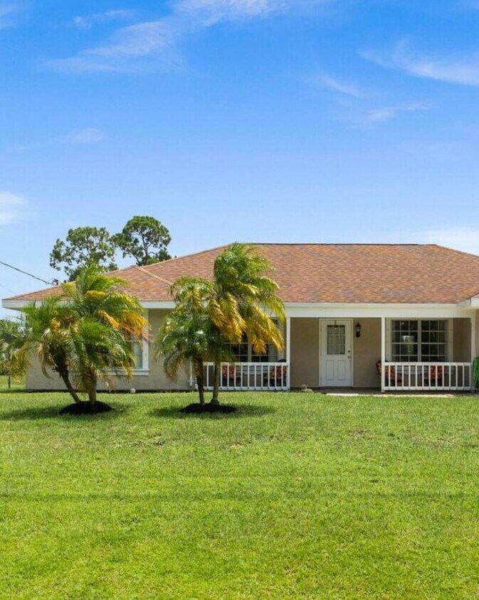 468 SW Lakehurst Drive Port Saint Lucie F... House for Rent in Port